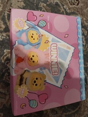 Disney x MINISO Winnie! Blue Collectible Box Set